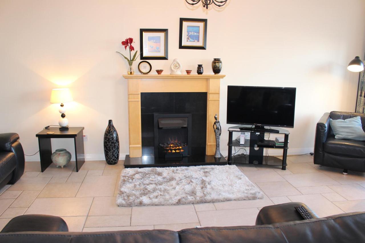 Apartment B2 Waterfoot *