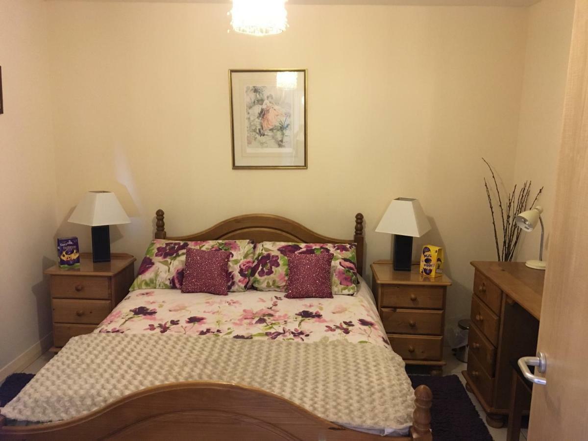 B2 Waterfoot Apartment